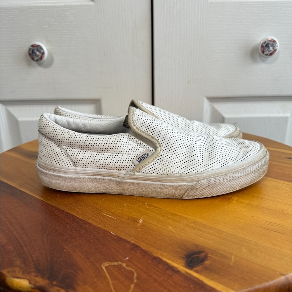 Vans white perforated slip on sneakers men’s 6 women’s 7.5